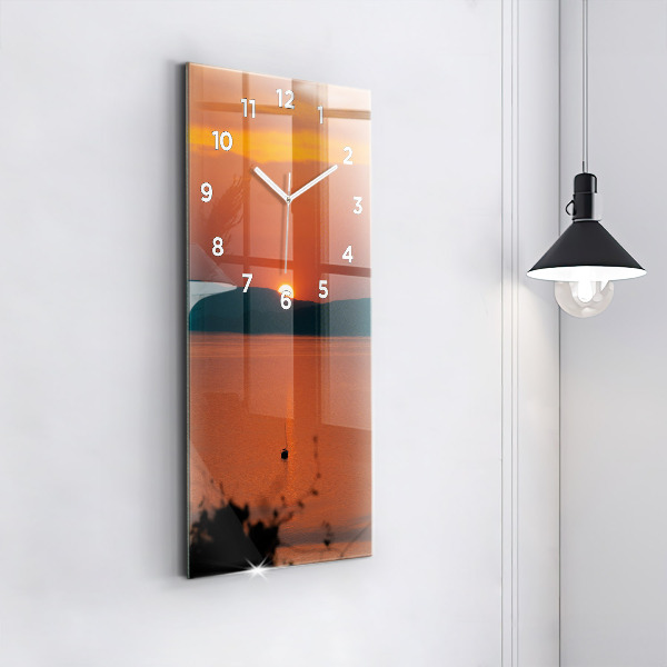 Vertikale Uhr Balaton am Abend