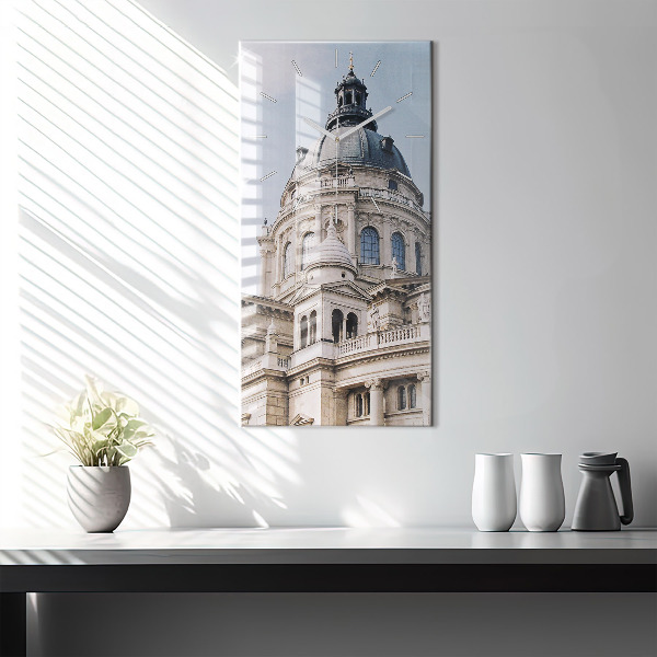 Vertikale Uhr St. Stephans Basilika