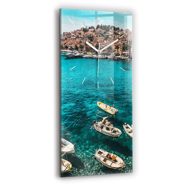 Vertikale Uhr Boote in Kroatien