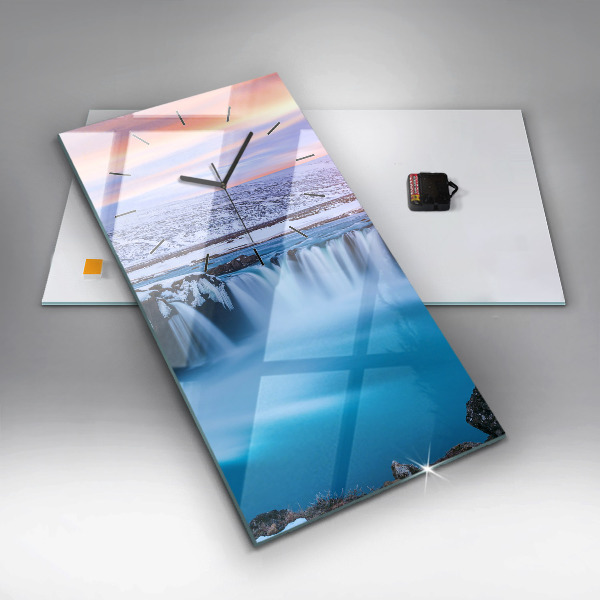 Vertikale Uhr mit motiv Godafoss-Wasserfall in Island