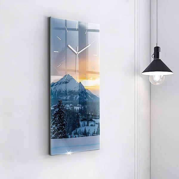 Vertikale Uhr Berglandschaft
