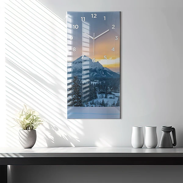 Vertikale Uhr Berglandschaft