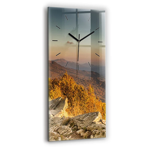 Vertikale Uhr Bieszczady-Gebirge