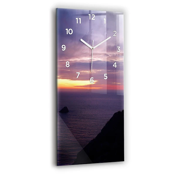 Vertikale Uhr mit motiv Stein-Kopf