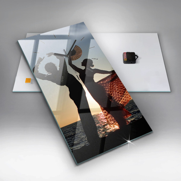 Vertikale Uhr Spanischer Tanz auf dem Meer