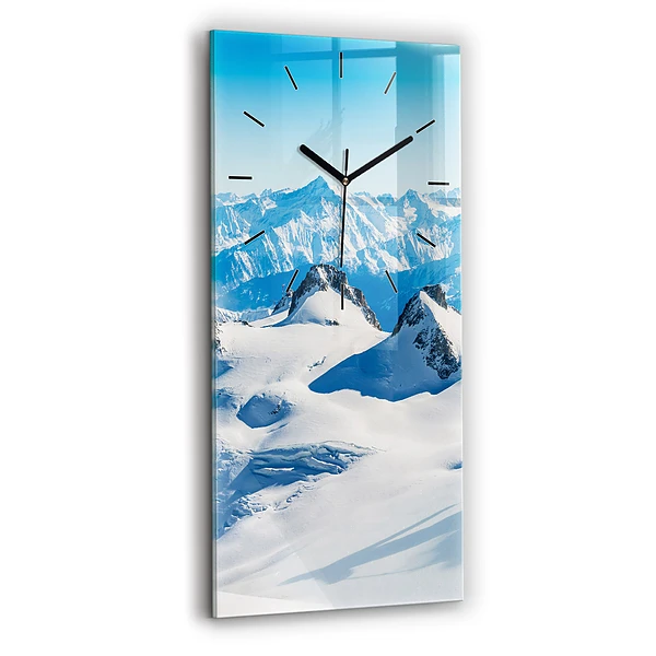 Vertikale Uhr Skifahrer in den Alpen
