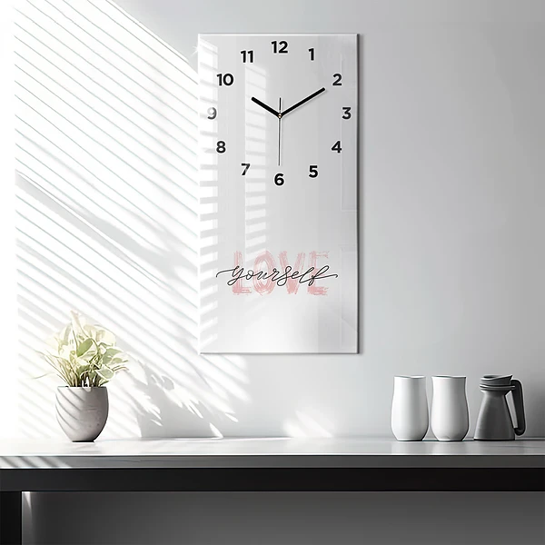 Vertikale Uhr mit motiv Inschrift Liebe dich selbst