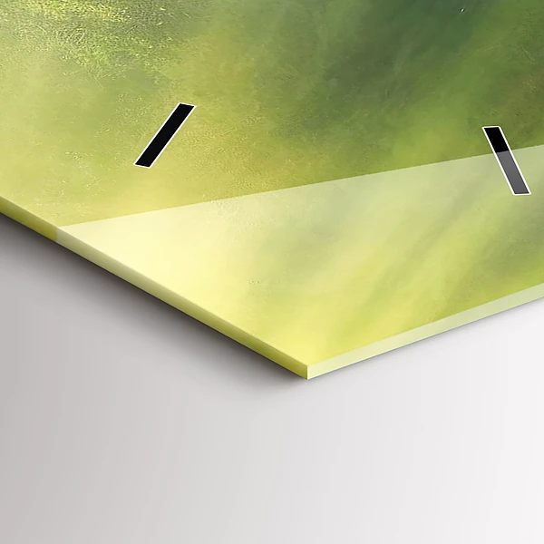 Vertikale Uhr mit motiv Wasserfall und Felsen