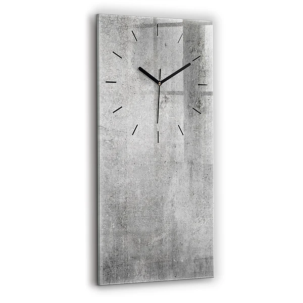 Vertikale Uhr Rohe Wand