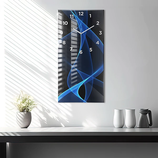 Vertikale Uhr Blaue Linien