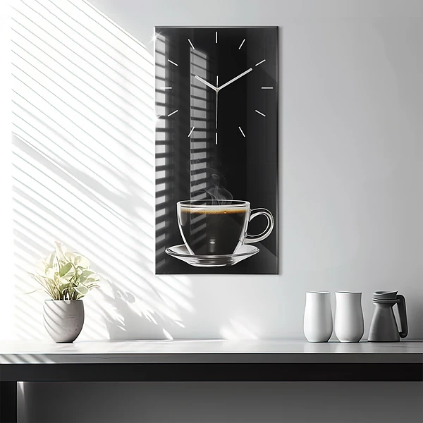 Vertikale Uhr Schwarzer Kaffee