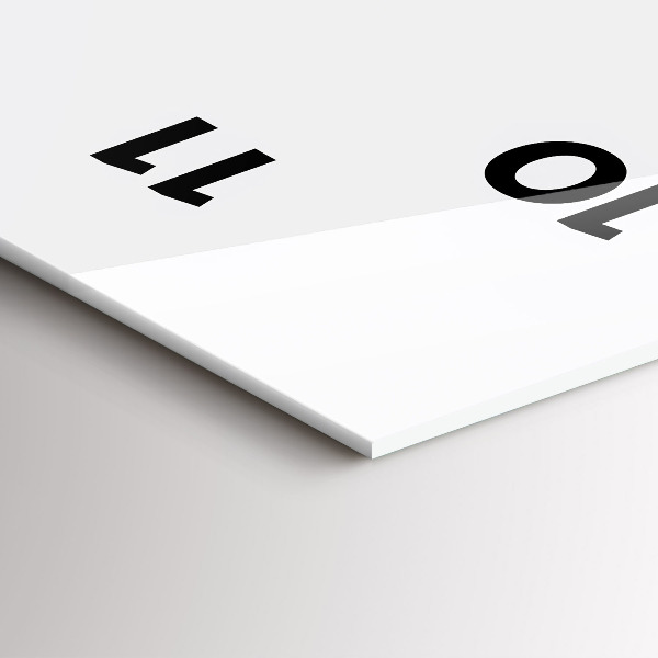 Vertikale Uhr Sei du selbst Inschrift