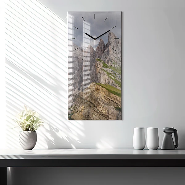 Vertikale Uhr mit motiv Felsige Berge