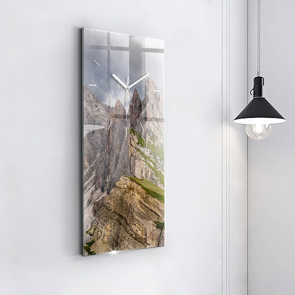 Vertikale Uhr mit motiv Felsige Berge