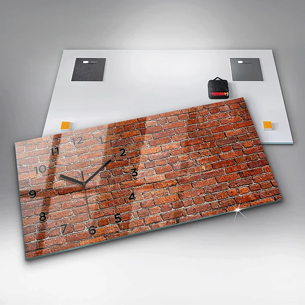 Horizontale Uhr Alte Backsteinmauer