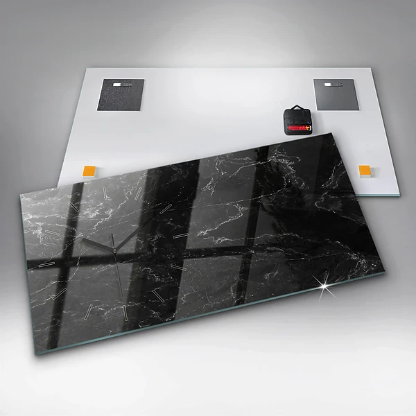 Horizontale Uhr Schwarze Murmel