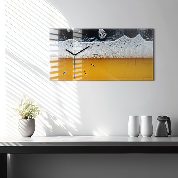 Horizontale Uhr mit motiv Nahaufnahme eines Biers