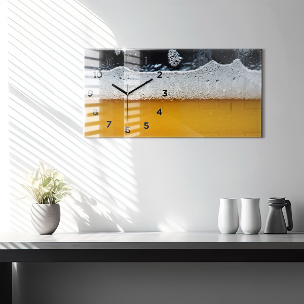 Horizontale Uhr mit motiv Nahaufnahme eines Biers