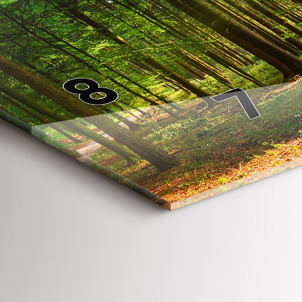 Horizontale Uhr Sonnenaufgang im Wald