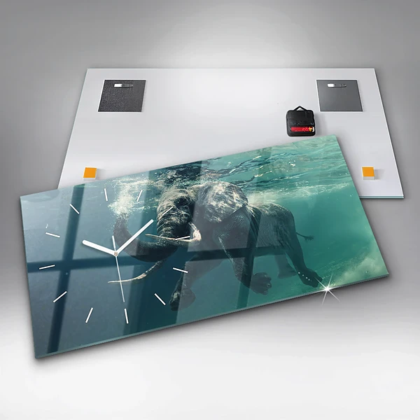 Horizontale Uhr mit motiv Schwimmender Elefant im Ozean