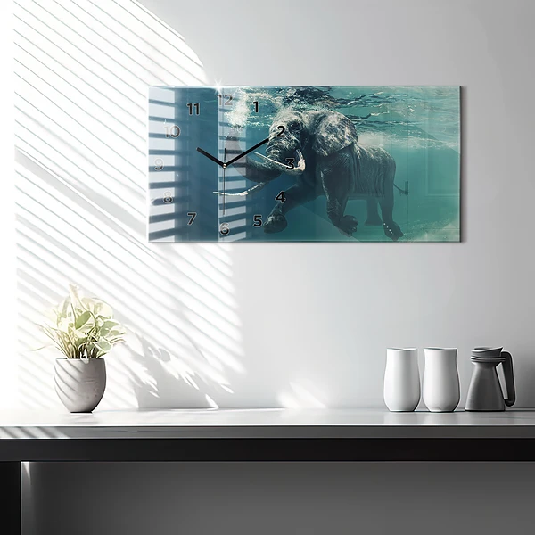 Horizontale Uhr mit motiv Schwimmender Elefant im Ozean