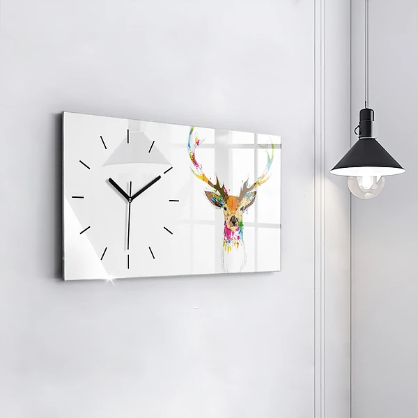 Horizontale Uhr mit motiv Kopf eines farbigen Hirsches
