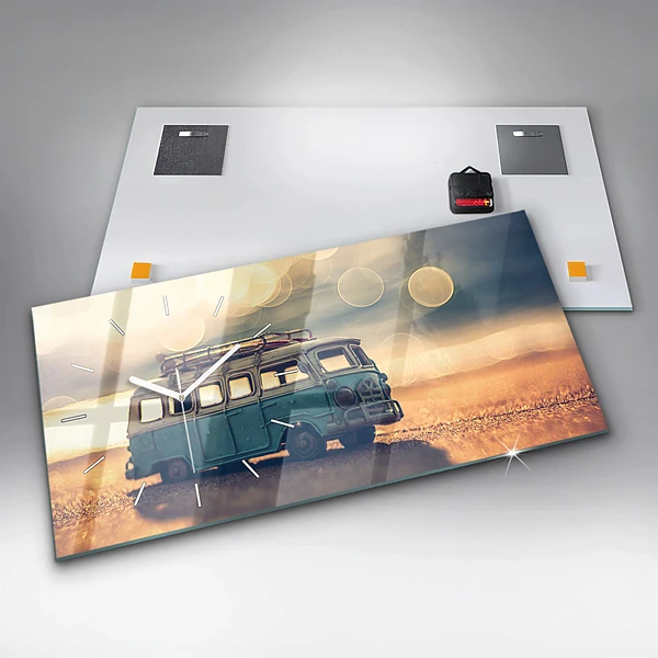 Horizontale Uhr mit motiv Camper am Strand