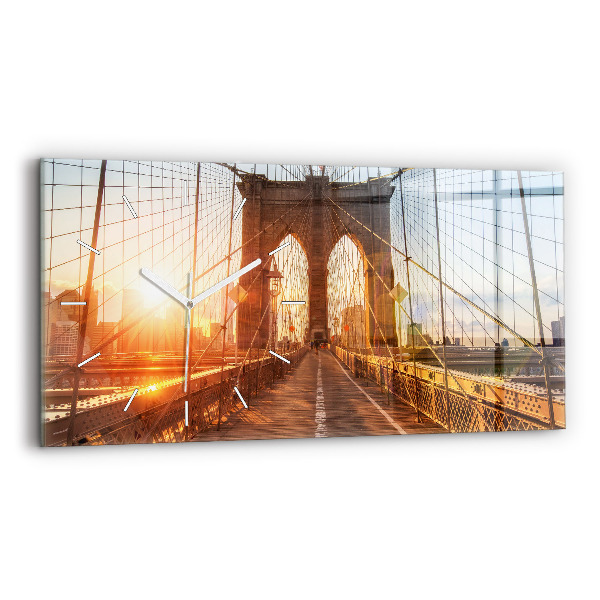 Horizontale Uhr Brooklyn-Brücke NYC