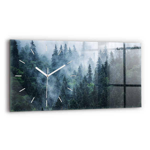 Horizontale Uhr Neblige Berglandschaft