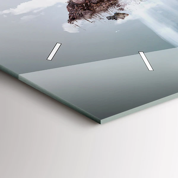 Horizontale Uhr mit motiv Fliegende Insel Wasserfall