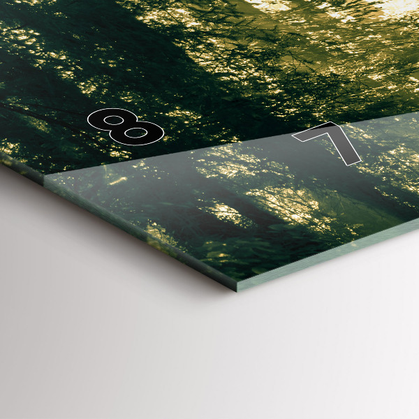 Horizontale Uhr Sonnenstrahlen Wald