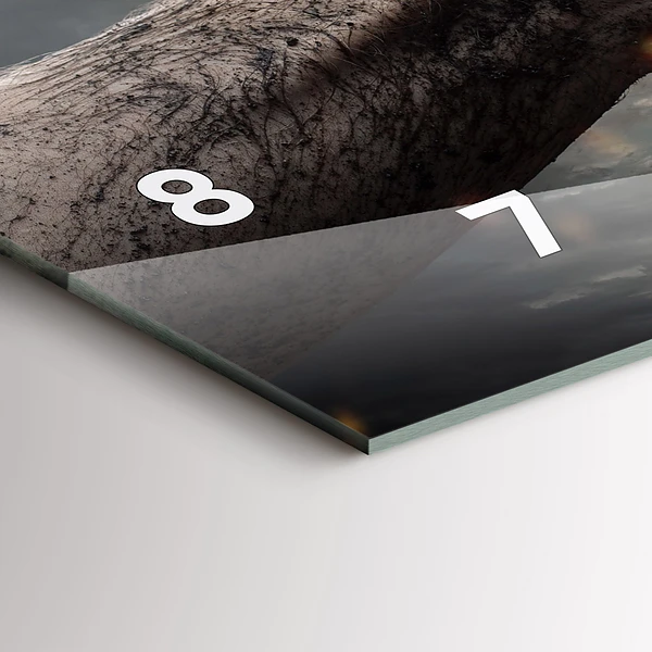Horizontale Uhr mit motiv Fäuste Macht