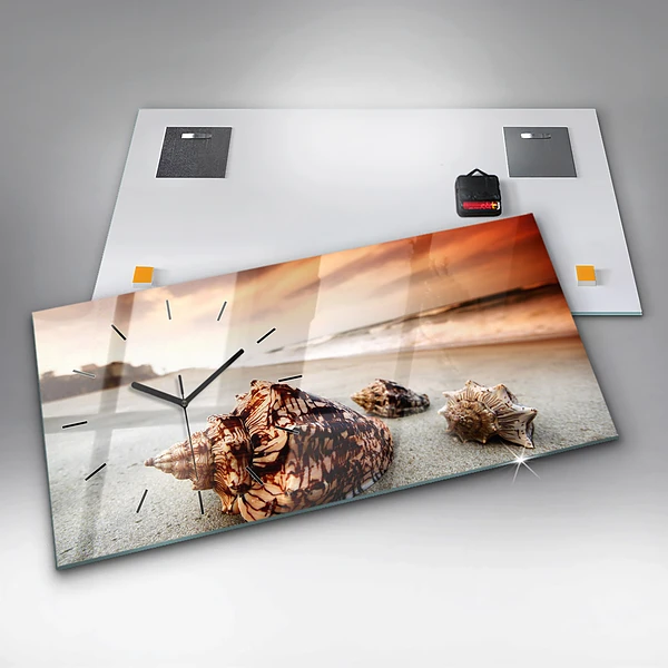 Horizontale Uhr mit motiv Muschel am Strand