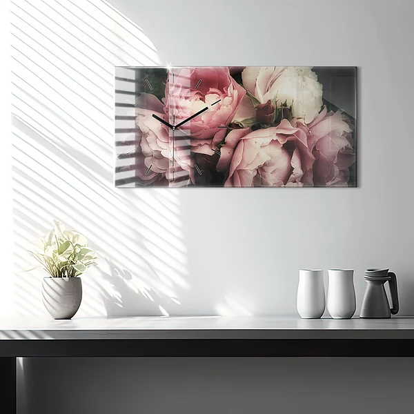 Horizontale Uhr Blumenstrauß aus rosa Rosen