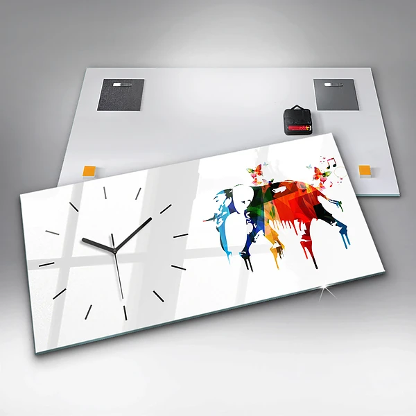 Horizontale Uhr Farbig bemalter Elefant