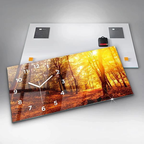 Horizontale Uhr mit motiv Waldlandschaft in der Sonne