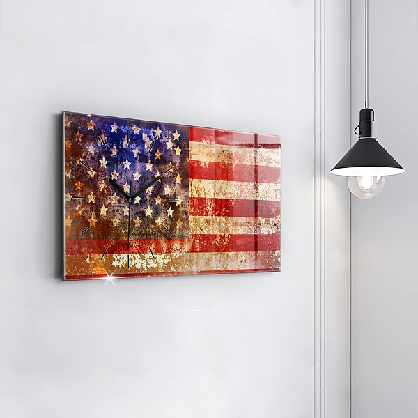 Horizontale Uhr mit motiv US-Flagge im Vintage-Stil