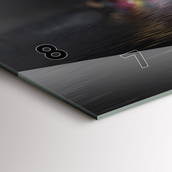 Horizontale Uhr Orchideenblüte auf dem Wasser