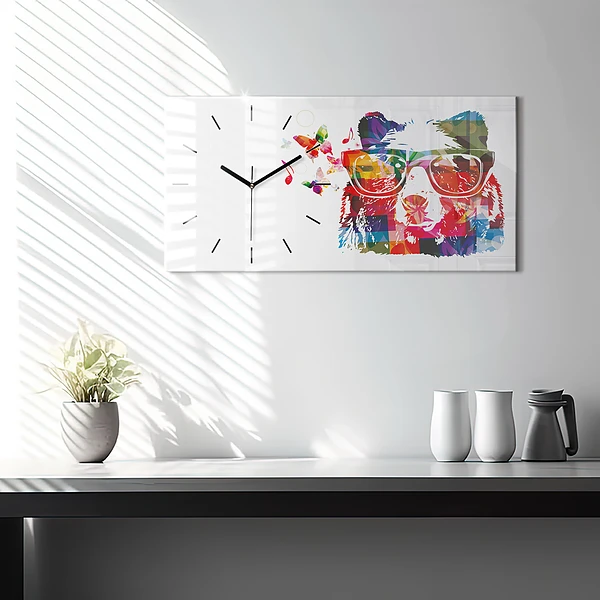 Horizontale Uhr mit motiv Bärenkopf