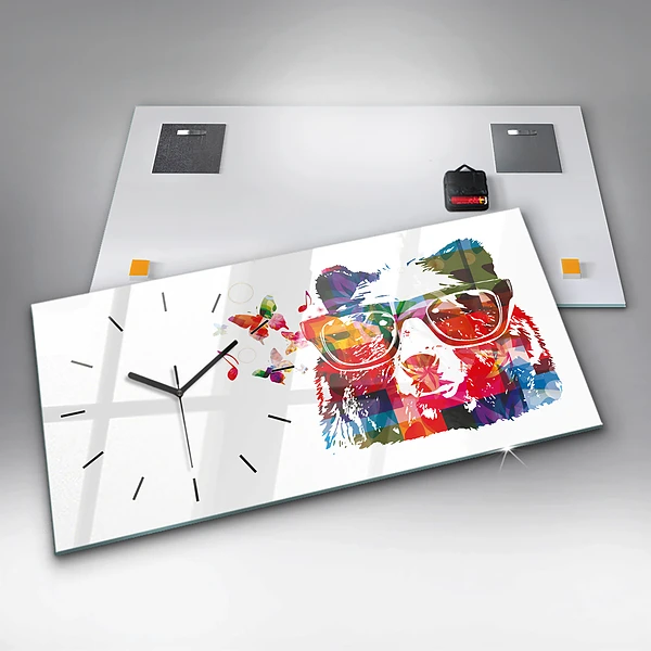 Horizontale Uhr mit motiv Bärenkopf