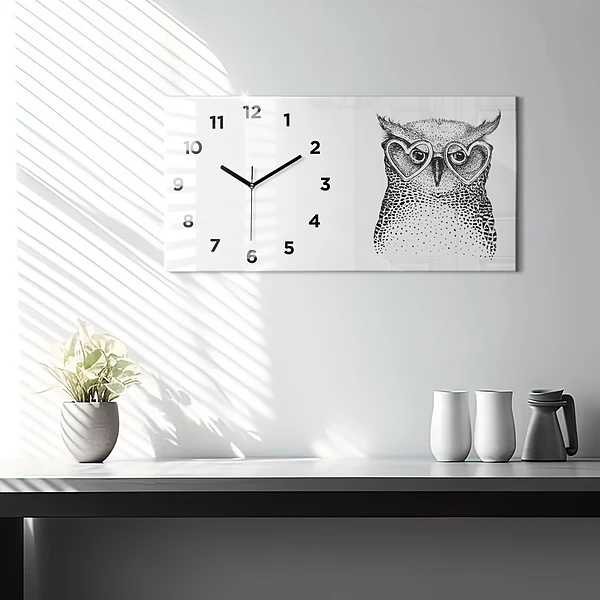 Horizontale Uhr Gezeichnete Eule mit Brille