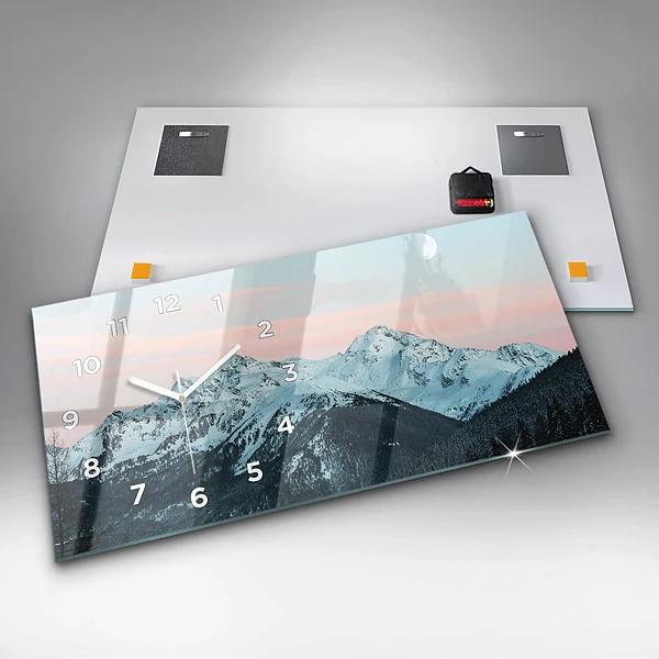 Horizontale Uhr mit motiv Bergkette im Winter