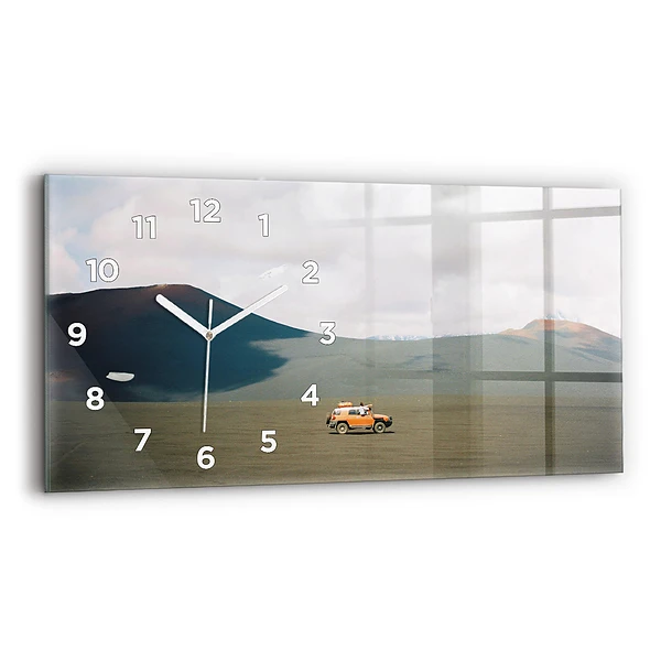Horizontale Uhr Fahrzeug in der Wüste von Kamtschatka