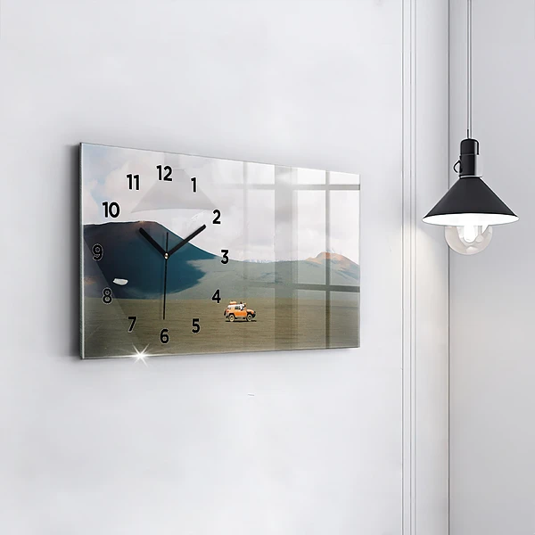 Horizontale Uhr Fahrzeug in der Wüste von Kamtschatka
