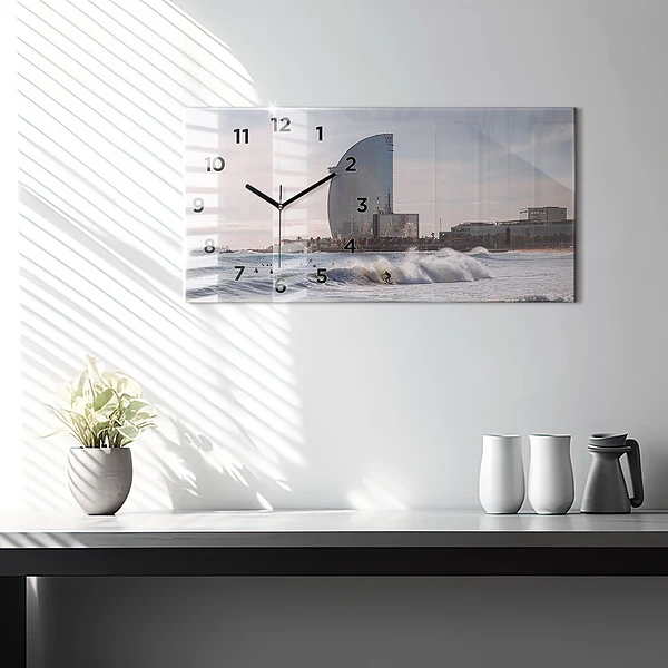 Horizontale Uhr mit motiv Surfer in Barcelona