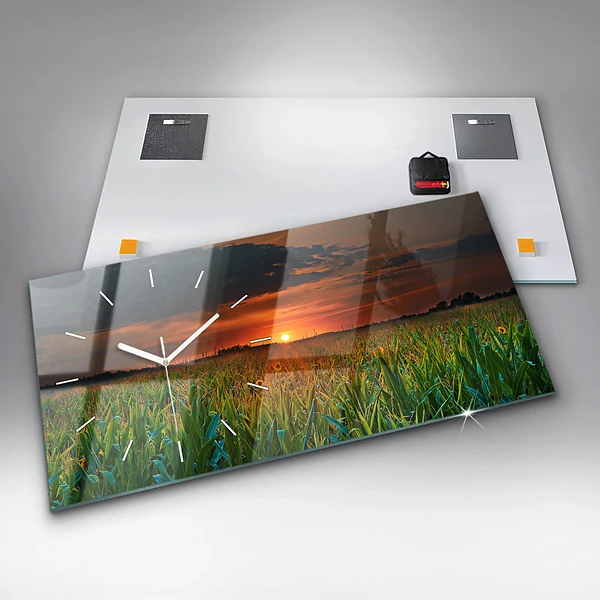 Horizontale Uhr mit motiv Sonnenblumen auf einer Wiese