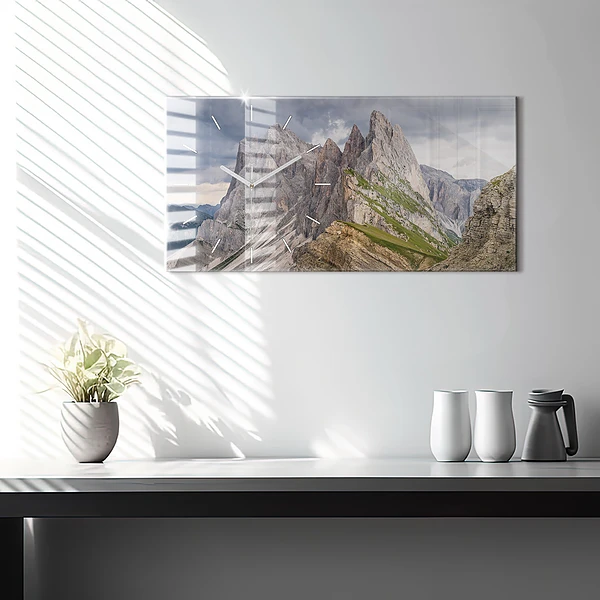 Horizontale Uhr Felsige Berge