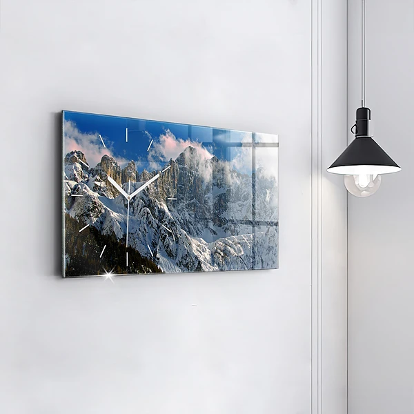 Horizontale Uhr mit motiv Berge unter dem blauen Himmel