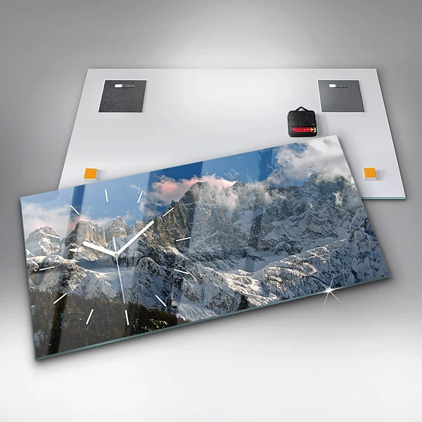 Horizontale Uhr mit motiv Berge unter dem blauen Himmel
