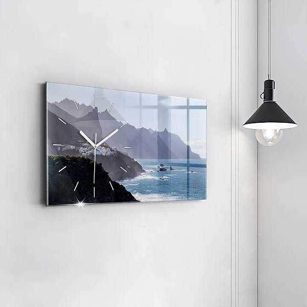 Horizontale Uhr mit motiv Berge am Meer